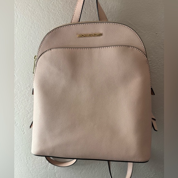 Michael Kors blush pink backpack - Picture 1 of 3